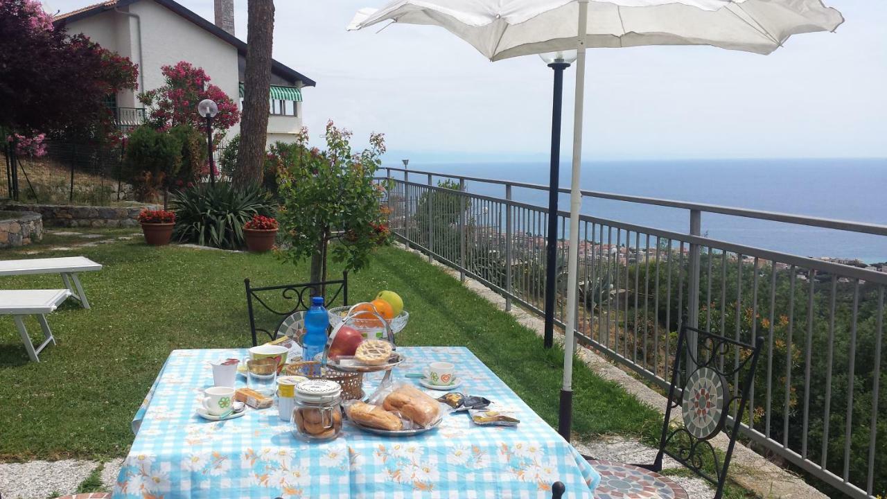 Antemare Bed and Breakfast Noli Esterno foto